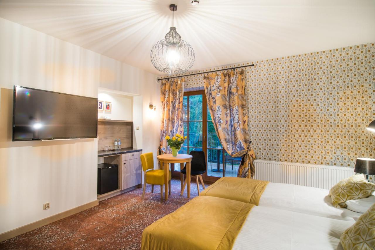 קז'ימייז' דולני Hotel Dwa Ksiezyce מראה חיצוני תמונה
