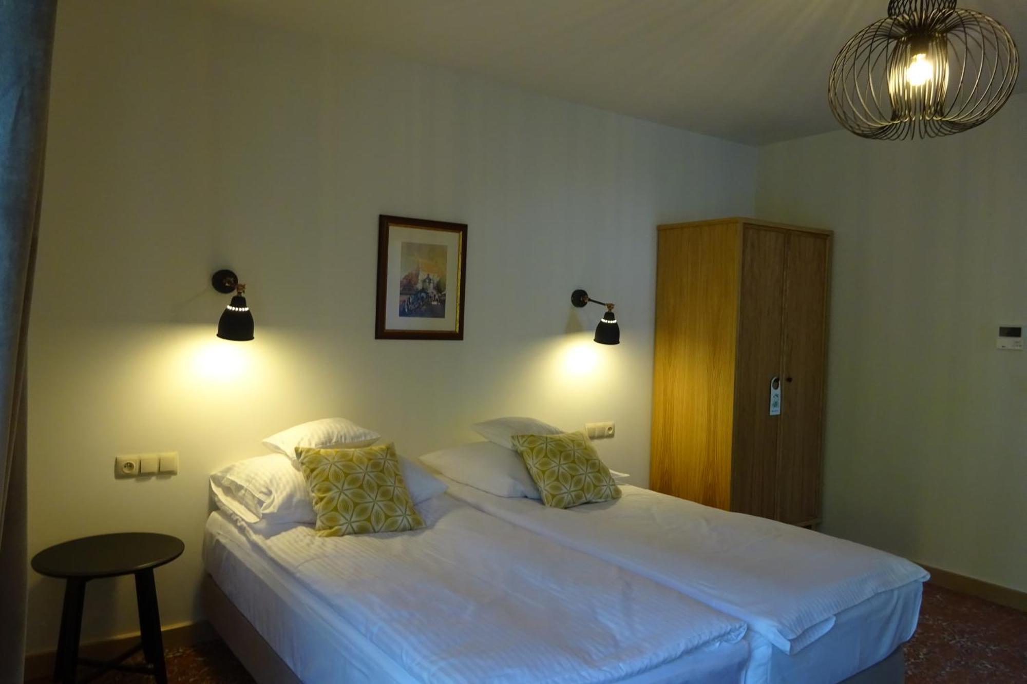 קז'ימייז' דולני Hotel Dwa Ksiezyce חדר תמונה